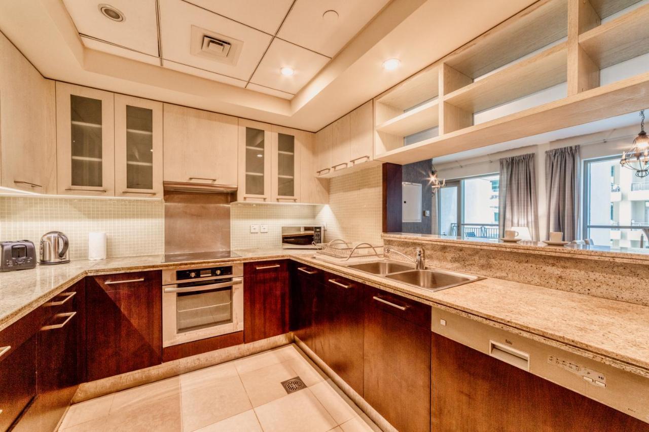 ドバイBellavista - Breath-Taking - 2Br - Boulevard Centralアパートメント エクステリア 写真