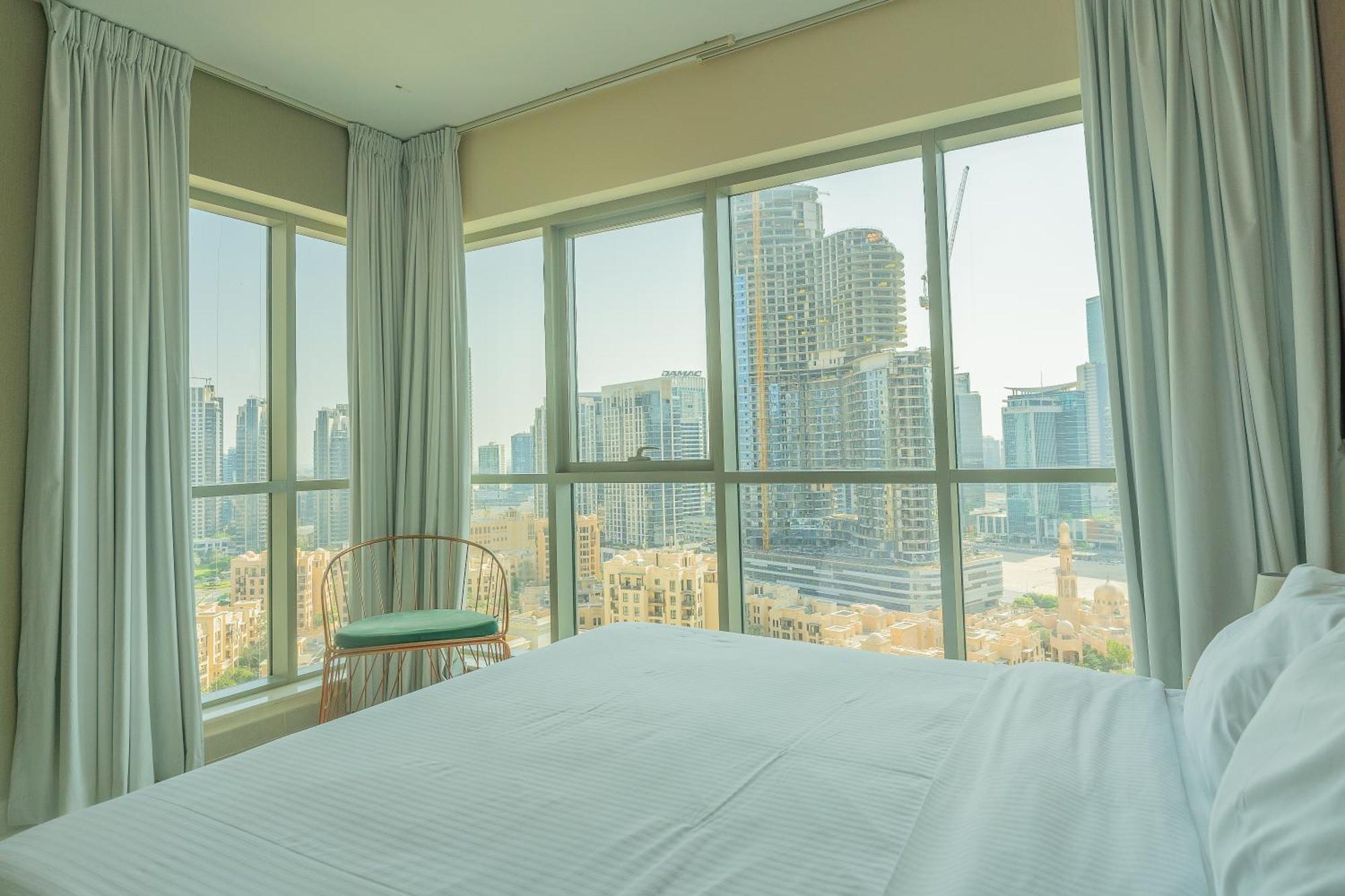 ドバイBellavista - Breath-Taking - 2Br - Boulevard Centralアパートメント エクステリア 写真